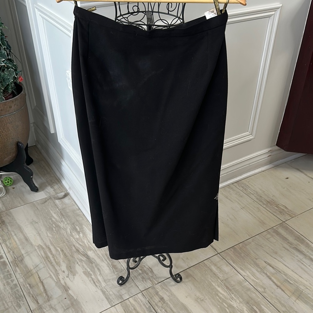 Black Midi Pencil Skirt